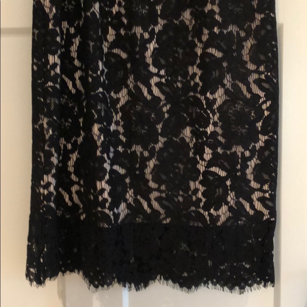 White House Black Market dress. - Picture 2 of 3